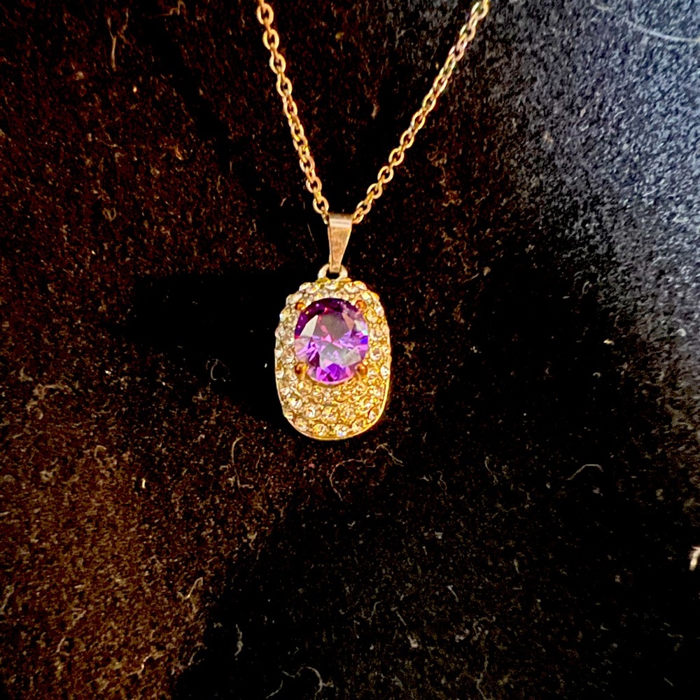Small purple pendant